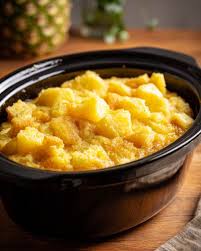 Häll krossad ananas i slow cookern. Den här rätten kan inte ...