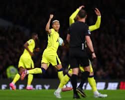 Chelsea v Tottenham: Premier League – live