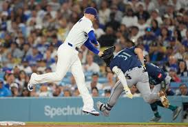 APTOPIX Mariners Dodgers Baseball