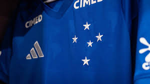 Cruzeiro anuncia novo parceiro e terá novidade no uniforme contra o Coritiba