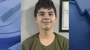 Alerta em Milwaukee: Adolescente Desaparecido! Ajude a Encontrá-lo!