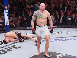 Josh Emmett Suggests Criteria Amid Ilia Topuria's UFC Featherweight Title Vacancy Potential