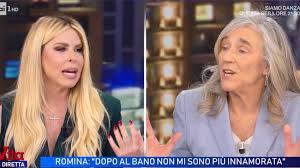 Loredana Lecciso contro Giovanna Botteri: "Dove hai vissuto negli ultimi 26 anni?"