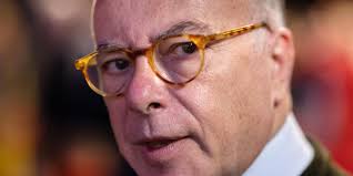 Bernard Cazeneuve : Retour sur l'Actualité Politique Française - Imagen principal del artículo