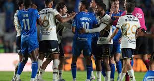 Videos, jugadas y mejores momentos de Cruz Azul vs Pumas, por la final de la Liga MX