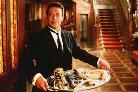 Tim Curry Was Taken to the Hospital While Shooting “Clue”'s Multiple Endings