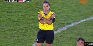 &Aacute;rbitra alerta sobre racismo en partido Santa Fe vs Am&eacute;rica - Liga Femenina