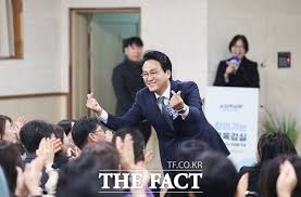 더팩트