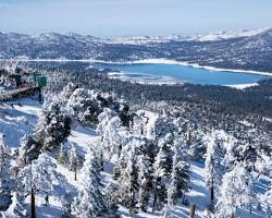 Image of Big Bear Lake, California in winter