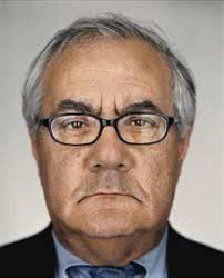 Barney Frank calls Republicans &#39;right-wing extremists&#39; who don&#39;t want to play with Obama in latest DCCC email - barney_frank