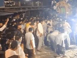 नूंह में जहरीली गैस चढ़ने से दो की मौत: सीवरेज सफाई के दौरान हादसा, एक की हालत गंभीर; ठेकेदार फरार