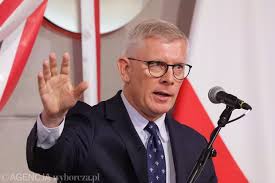 Cenckiewicz uderza w szefa MON. Politycy stanęli w jego obronie: "To niegodne Panie profesorze"