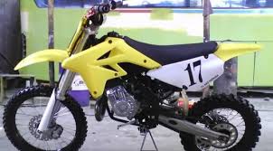Hasil gambar untuk modifikasi suzuki satria 2 tak