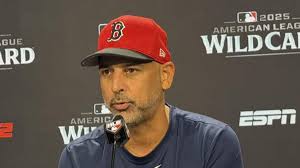 【MLB】レッドソックス激震　コーラ監督電撃解任…2027年まで契約も　打撃コーチら3人も解雇　10勝17敗で地区最下位…吉田正尚の起用にも影響か