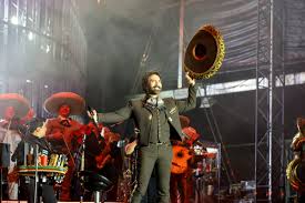 La noche que ‘El Potrillo’ hizo vibrar la Minerva: crónica de un concierto histórico