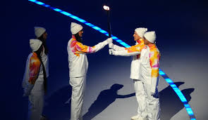 Franco Baresi, il peggio è passato. L'emozione per la torcia olimpica e l'ammissione: "E' stata dura"