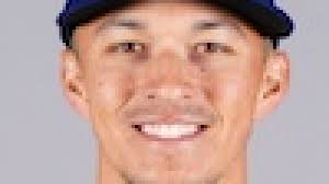 Tommy Edman collects two hits, first stolen base