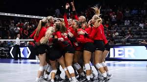 Cincinnati Earns Four-Set Win Over Rival Xavier