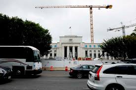 Rooftop Gardens and Marble Halls: Trump Allies Attack Powell Over Fed Renovations