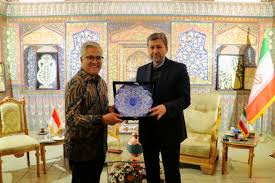 استاندار اصفهان پیشنهاد داد: “پل نوآوری اصفهان _ اندونزی” راهی برای توسعه ارتباطات در چارچوبی مدرن