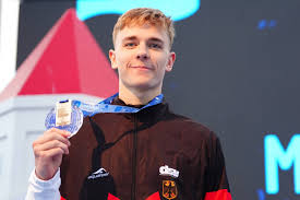 Johannes Liebmann Axes 5 Seconds Off World Junior Record With 7:30.94 800 Free