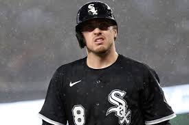 Kyle Teel leaves White Sox game at Rangers with injury