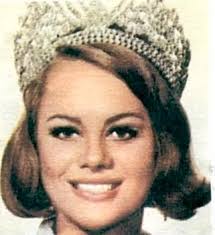 Margareta Arvidsson Miss Universe 1966. Pageant at Miami Beach - MagaretaCrown