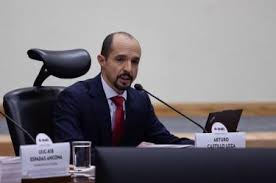 Consejero del INE exige rigor para detectar lavado de dinero en campañas