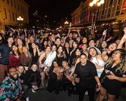 Image of people clubbing in LA