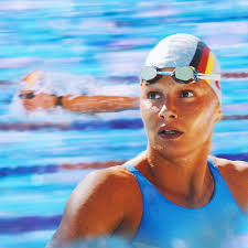 Franziska van Almsick: Vom Schwimm-Superstar zur Doku-Heldin - Imagen principal del artículo