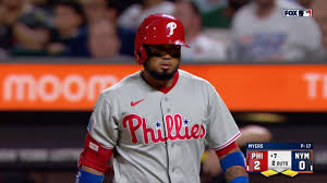 Luis Arráez hits sac fly, extends Phillies' lead over Mets