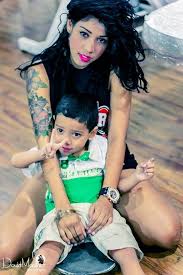Resultado de imagen para imagenes de mestiza y jotamedina y su hijo