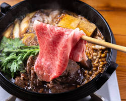 すき焼き 写真の画像