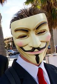 Foto: Vincent Diamante/wikipedia - 800px-Anonymous_at_Scientology_in_Los_Angeles