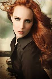 Simone Simons - 936full-simone-simons