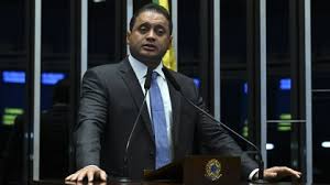 Senador Weverton Rocha é alvo da Operação Sem Desconto