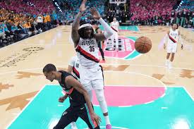 Former Celtics big man has huge night in upset Game 2 win over Spurs