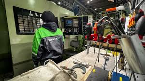 Valmet käynnistää muutosneuvottelut määräaikaisista lomautuksista Suomessa