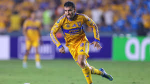 ángel Correa