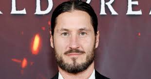 ‘DWTS’ Val Chmerkovskiy Shares Health Update From Hospital as Fans Send Prayers