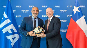 Infantino en Chile: Fútbol, Diplomacia y la Sombra de Trump - Imagen principal del artículo