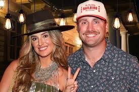 Taste of Country - News update
