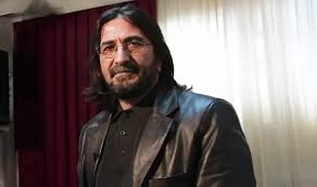 Nihat Genç: Türkischer Journalist und Autor stirbt mit 69 Jahren - Imagen principal del artículo
