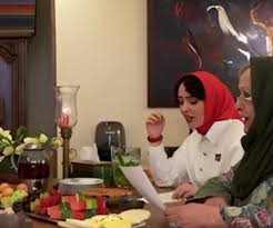 همخوانی آهنگ معروف توسط بازیگران زن در شام ایرانی + فیلم جذاب