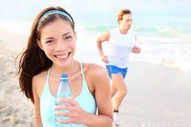 Resultado de imagen para imagenes de personas bebiendo agua animadas