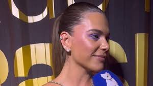 Mariana Goldfarb diz ter estudado samba e cultura para desfilar