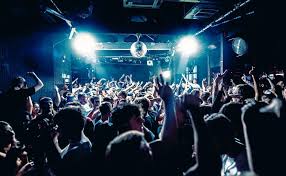 Epidemia de meningitis deja dos muertos en Canterbury, Inglaterra