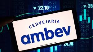 Venda de cerveja no País faz lucro da Ambev (ABEV3) crescer 23% em trimestre da Copa do Mundo