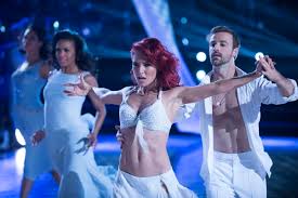 Former ‘DWTS’ Pro Sharna Burgess Weighs In On Who Should Win Tonight
