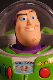 Buzz Lightyear Toy Story Collection action figure by Thinkway Toys - review_tsbuzz_4